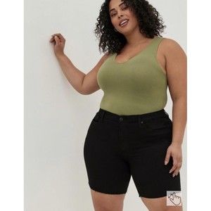 TORRID SKY HI 10 BERMUDA CUTOFF SHORTS Size 30 AT1548